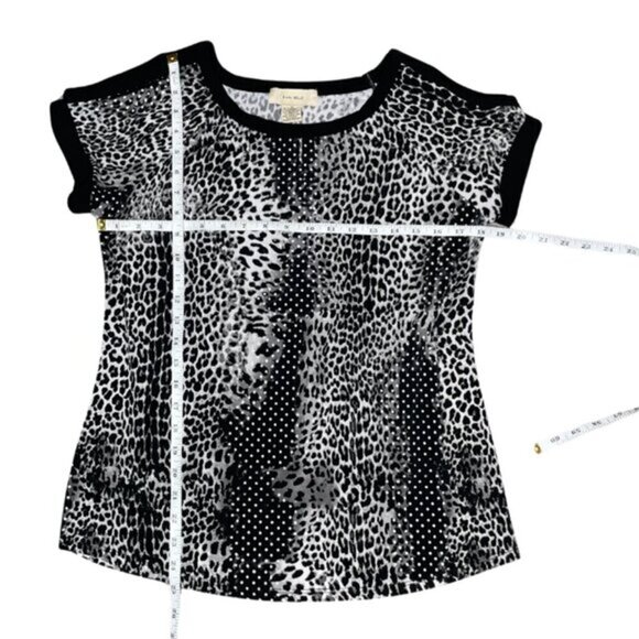 Diana Belle Women's Animal Print Short Raglan Sleeve Cowl Neck Blouse Sz M - Picture 4 of 5